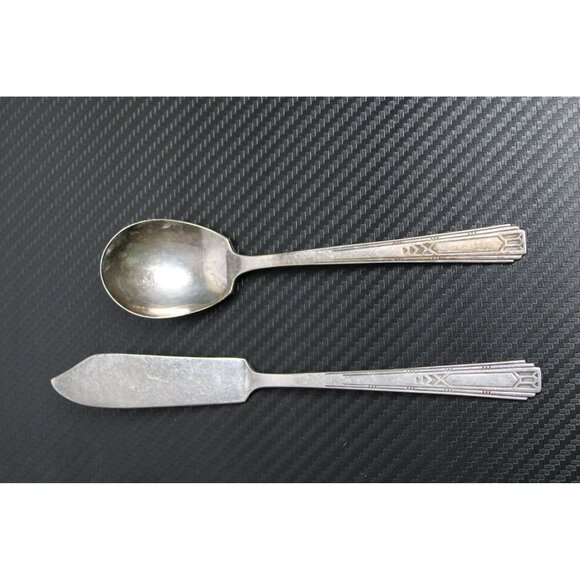 41 Pc. Flatware Set, Friendship by International Silver - WM Rogers & Son Stainl - Picture 5 of 12